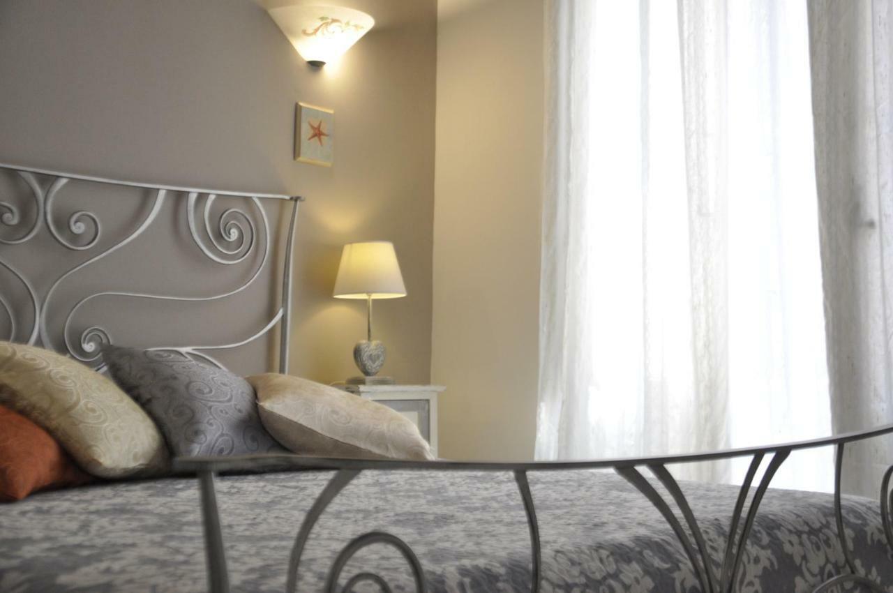 New Romantic Suite Cagliari Luaran gambar