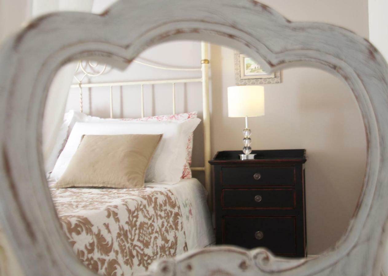 New Romantic Suite Cagliari Luaran gambar
